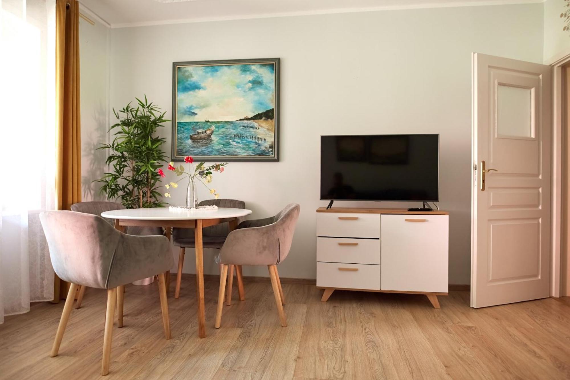 Osrodek Wypoczynkowy Relaks I Apartamenty Łeba Εξωτερικό φωτογραφία